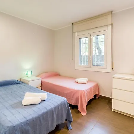 Hauzify I Edelweiss Appartement Castell-Platja d'Aro